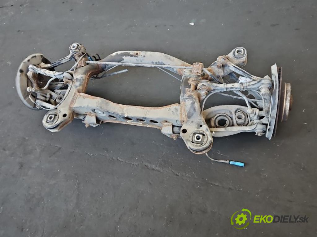 Bmw 3 E90 2005-2013 3.0d 231 hp automatic 170 kW 2993 cm3 5- zadní výztuha  (Zadní výztuha)