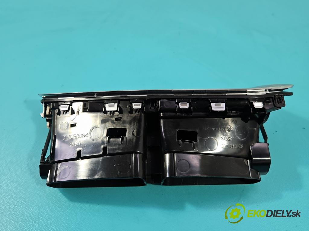 Citroen DS4 2011-2015 2.0 hdi RH02 163 HP manual 120 kW 1997 cm3 5- Mřížka: kúrenia stredová 9676609977 (Mriežka kúrenia (fukár))