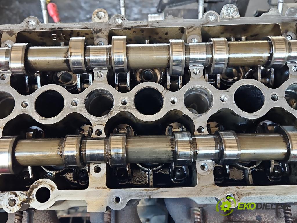 Bmw 3 E90 2005-2013 3.0d 231 HP automatic 170 kW 2993 cm3 5- Hlava: motora 7792753