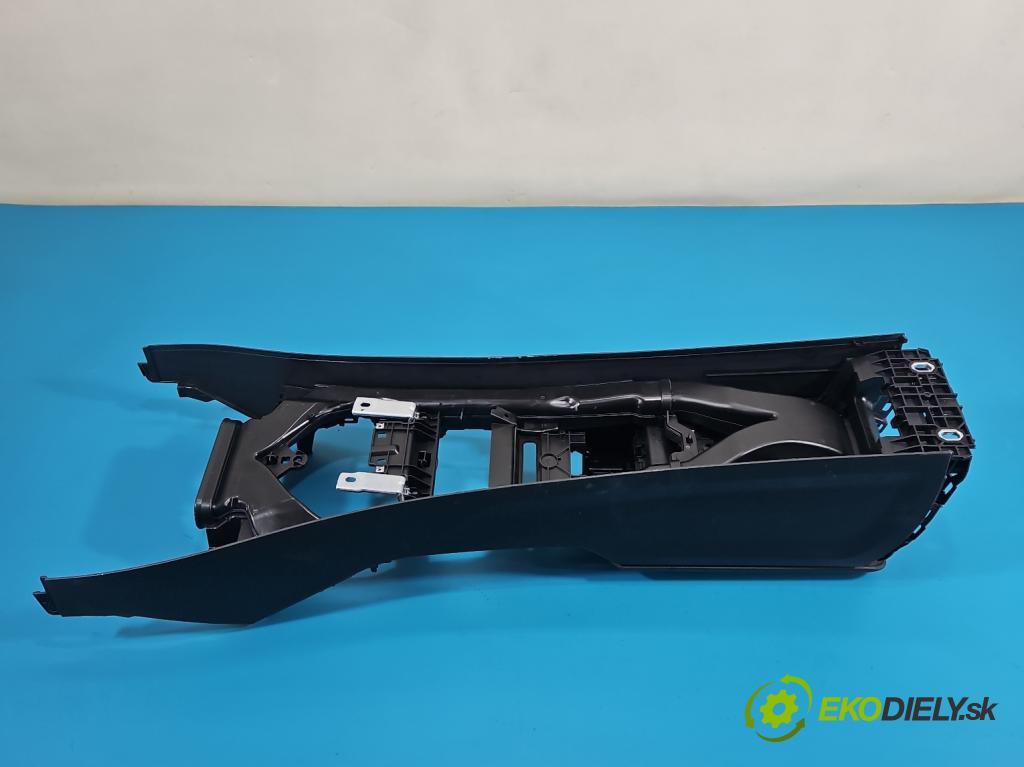 Bmw 3 G20 2018- 2.0 T 156 HP automatic 115 kW 1998 cm3 4- operadlo 6806777 (Lakťová opierka)