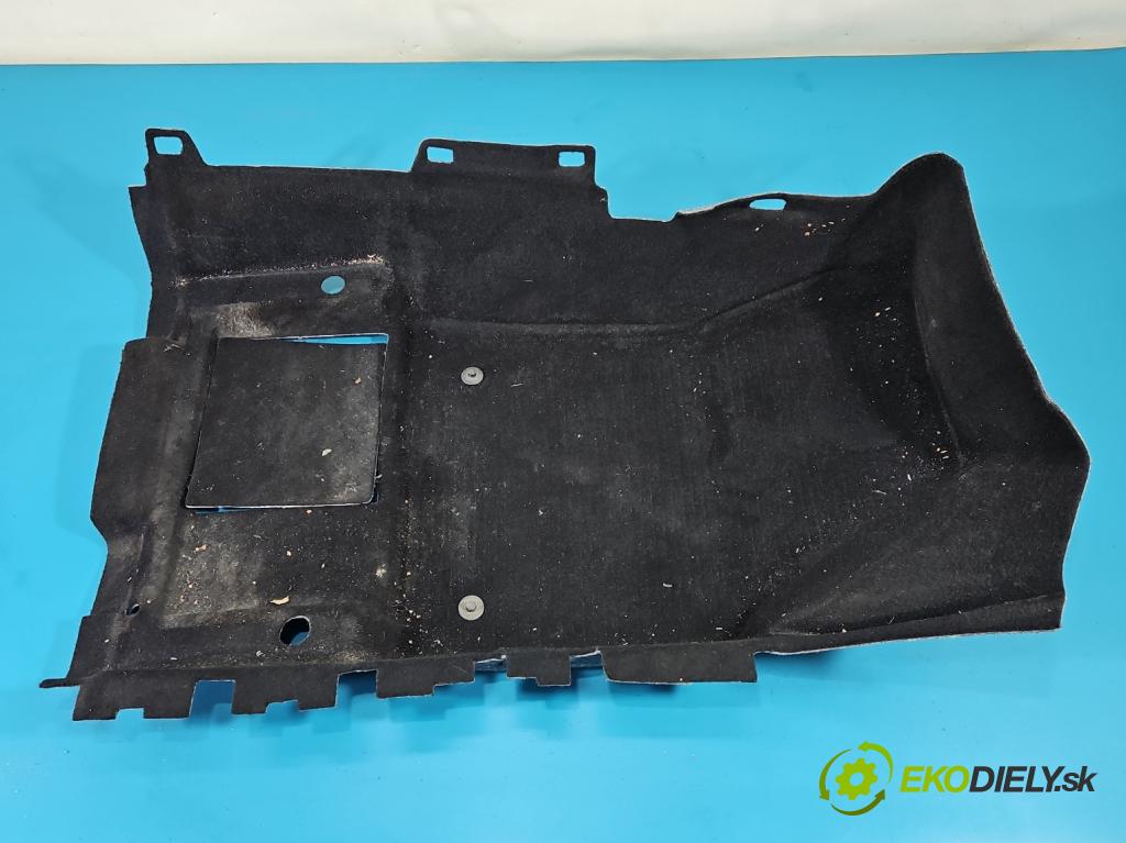 Vw Caddy III 2K 2003-2020 2.0 tdi 140 HP manual 103 kW 1968 cm3 5- koberec do auta ostatné 2K3863731AK