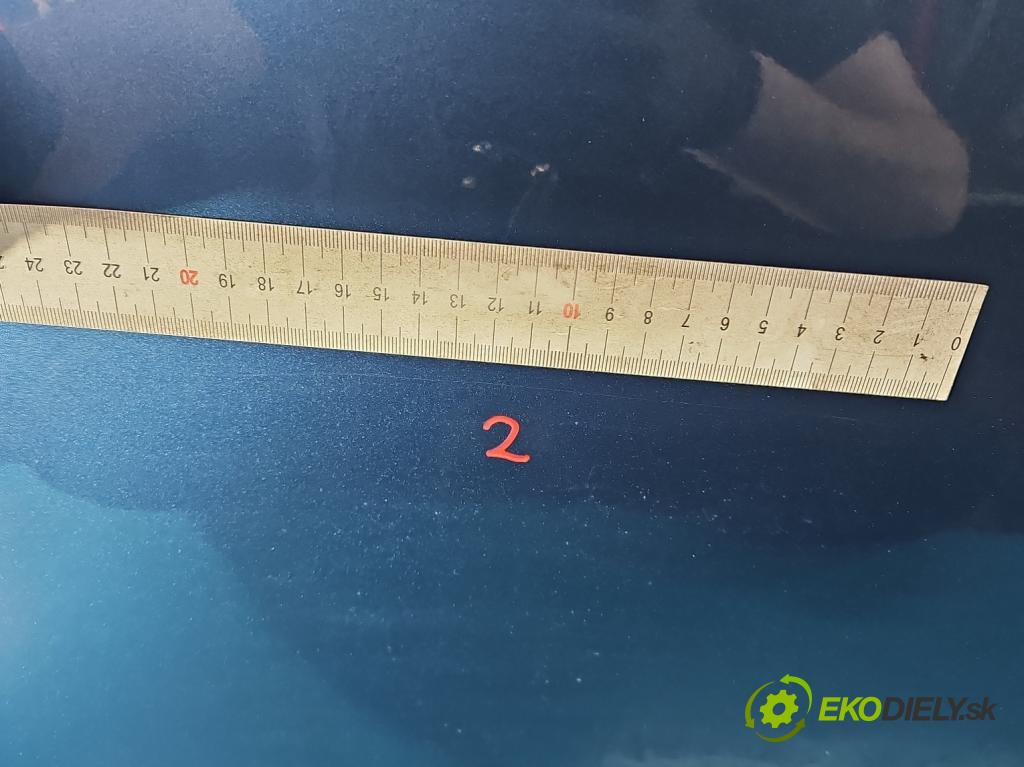 Vw Golf VII 2012-2020 1.6 tdi 105 HP manual 77 kW 1598 cm3 5- dvere predné ľavé  (Kľučka dverí ostatné)