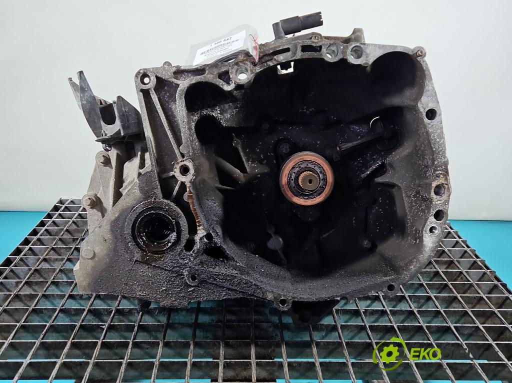 Renault Clio III 2005-2012 1.2 16V 75 HP manual 55 kW 1149 cm3 5- prevodovka stupeň,rýchlosť manual JH3 128