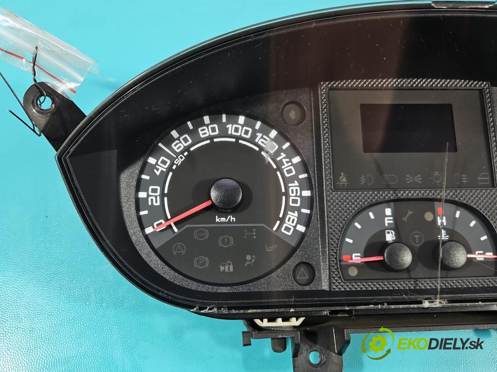 Iveco Daily IV 2006-2014 2.3 HPI 136 HP manual 100 kW 2287 cm3 5- prístrojovka/ budíky 69500155 (Prístrojová doska)