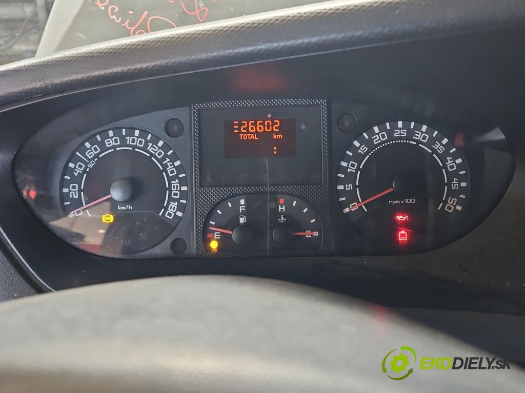 Iveco Daily IV 2006-2014 2.3 HPI 136 HP manual 100 kW 2287 cm3 5- prístrojovka/ budíky 69500155 (Prístrojová doska)