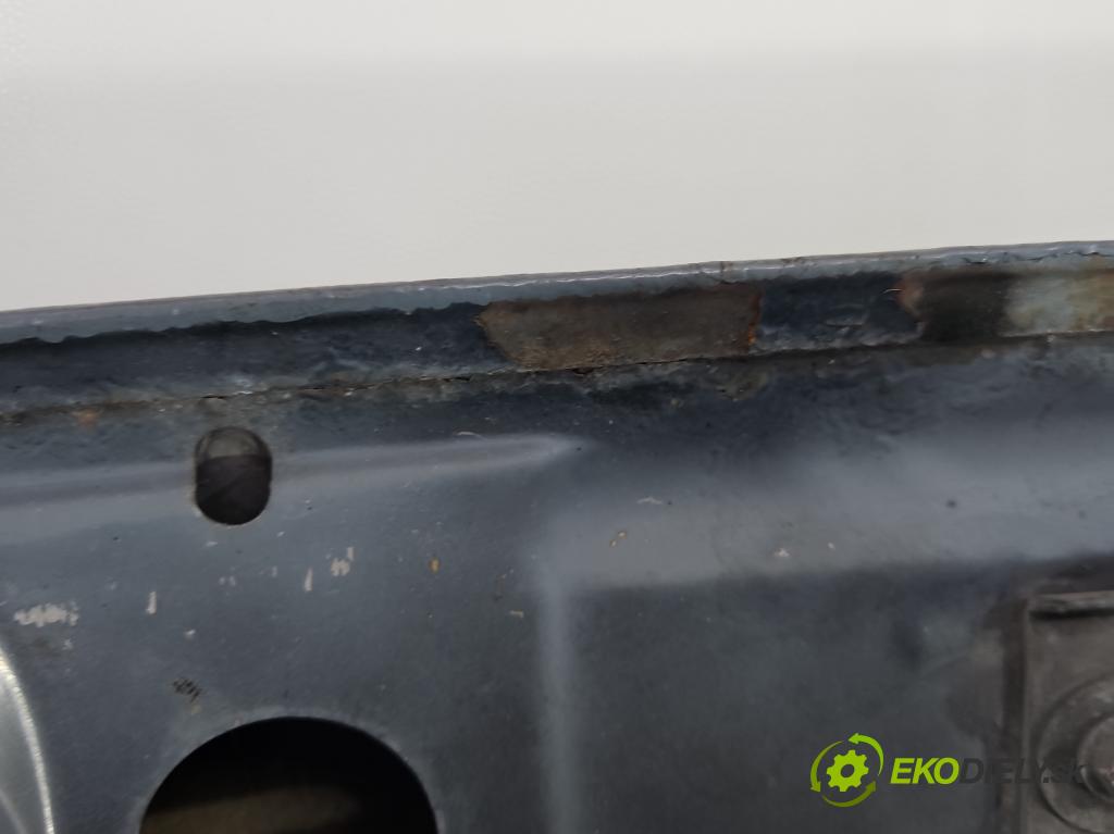 Iveco Daily IV 2006-2014 2.3 HPI 136 HP manual 100 kW 2287 cm3 5- kapota predná