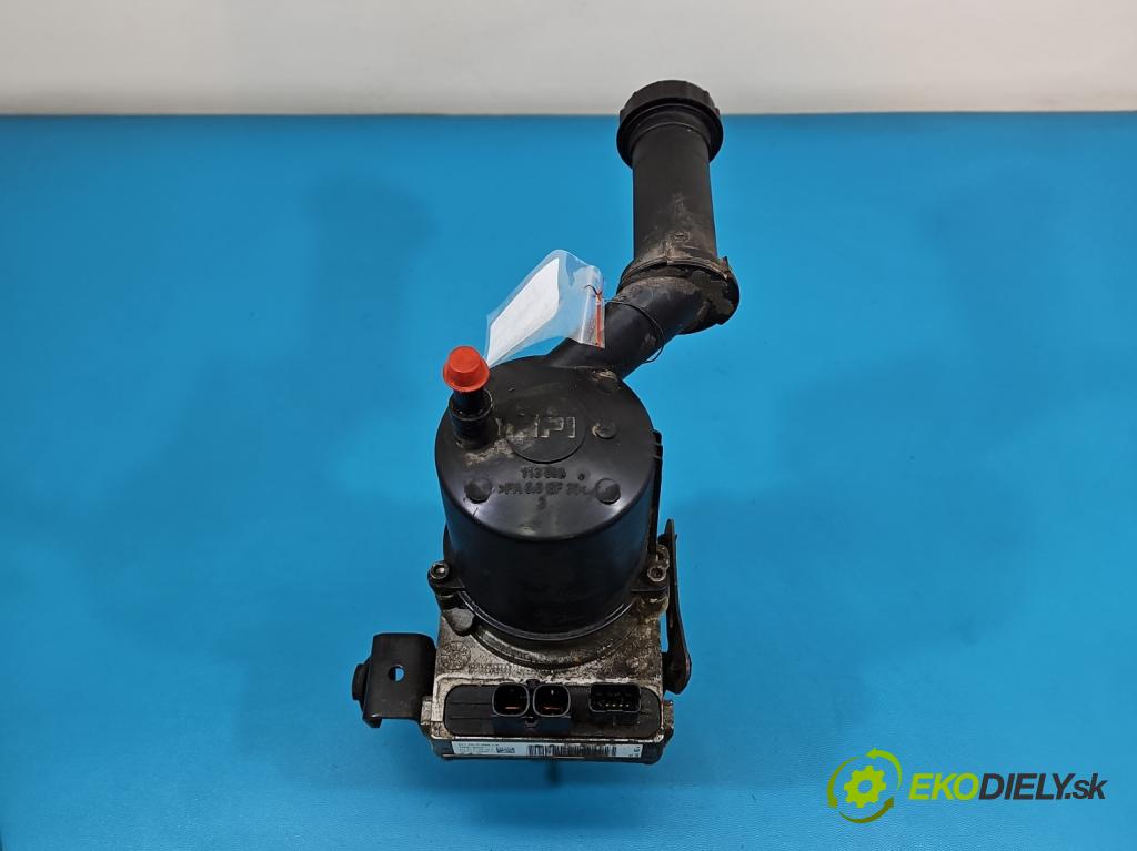Citroen DS4 2011-2015 2.0 hdi RH02 163 HP manual 120 kW 1997 cm3 5- čerpadlo posilovač 9676740380 (Servočerpadlo)