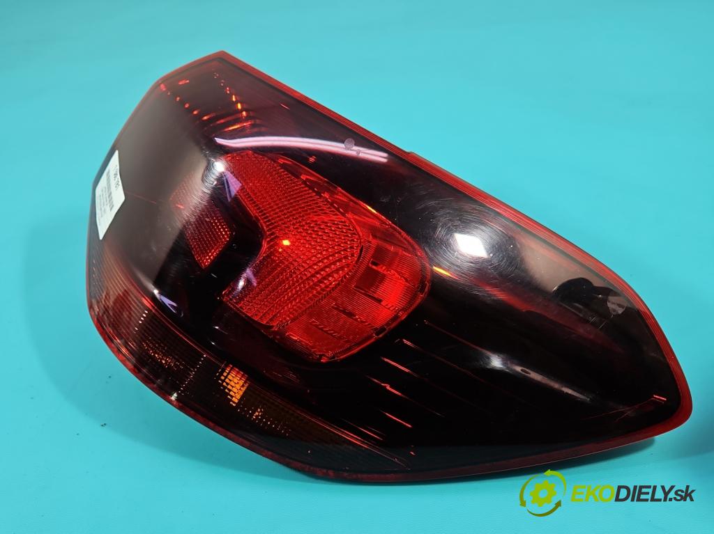 Opel Astra IV 2009-2015 1.7 cdti 110 HP manual 81 kW 1686 cm3 5- svetlo / reflektor zadné pravé 13314051 (Kľučka dverí ostatné)