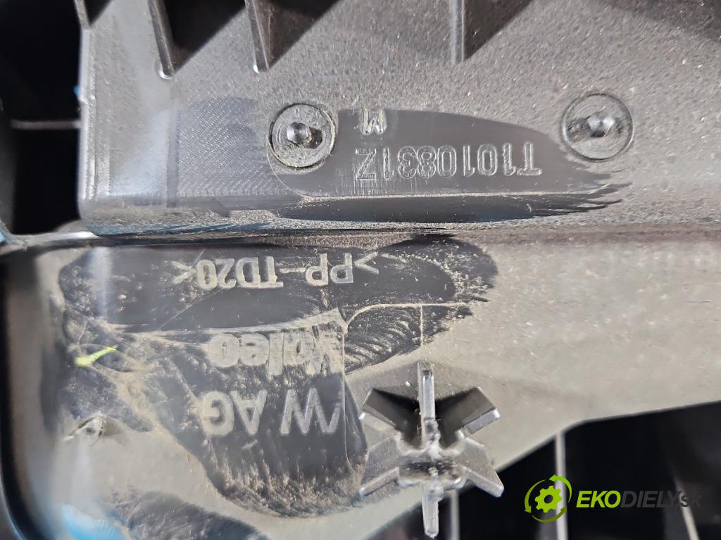 Vw Golf VII 2012-2020 1.6 tdi 105 hp manual 77 kW 1598 cm3 5- radiátor 5G0857939 (Radiátor topení)