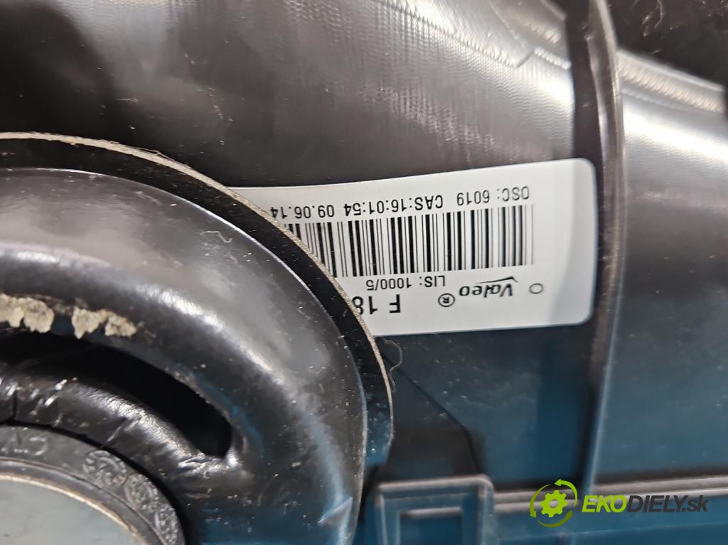 Vw Golf VII 2012-2020 1.6 tdi 105 hp manual 77 kW 1598 cm3 5- radiátor 5G0857939 (Radiátor topení)