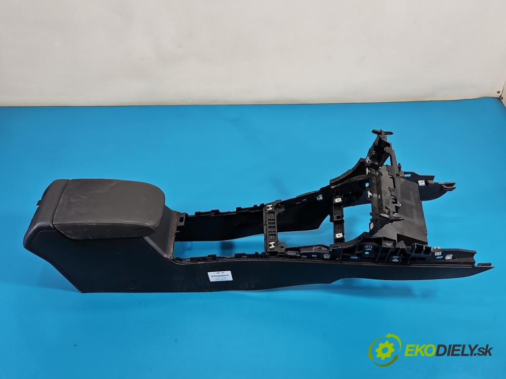 Vw Golf VII 2012-2020 1.6 tdi 105 hp manual 77 kW 1598 cm3 5- loketní opěrka 5G1863243P (Loketní opěrka)