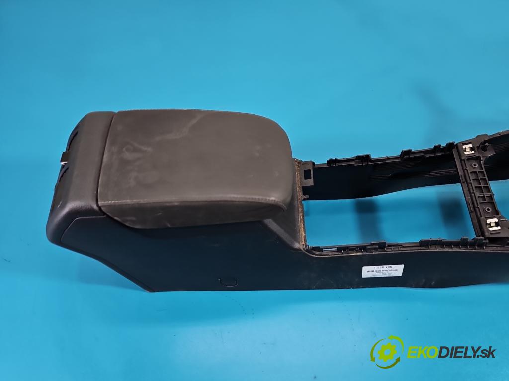 Vw Golf VII 2012-2020 1.6 tdi 105 HP manual 77 kW 1598 cm3 5- operadlo 5G1863243P (Lakťová opierka)