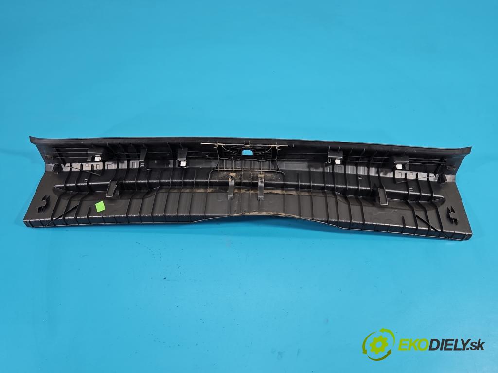 Vw Golf VII 2012-2020 1.6 tdi 105 HP manual 77 kW 1598 cm3 5- kryt plast 5G9863459