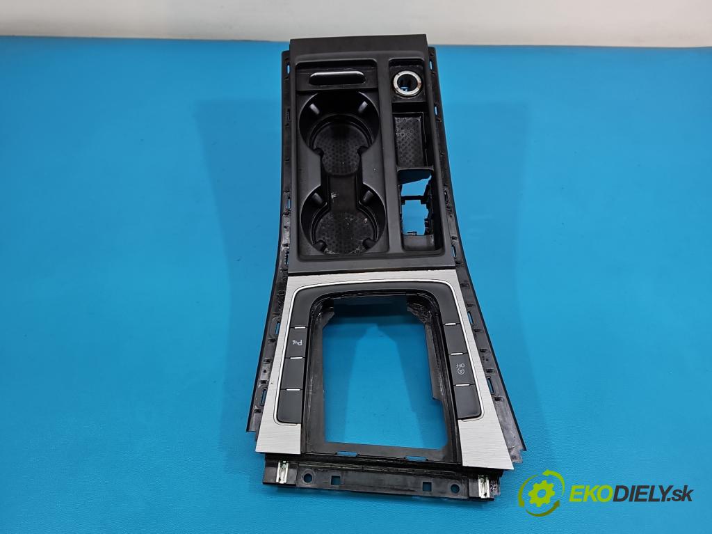 Vw Golf VII 2012-2020 1.6 tdi 105 hp manual 77 kW 1598 cm3 5- kryt plastová 5G0862531