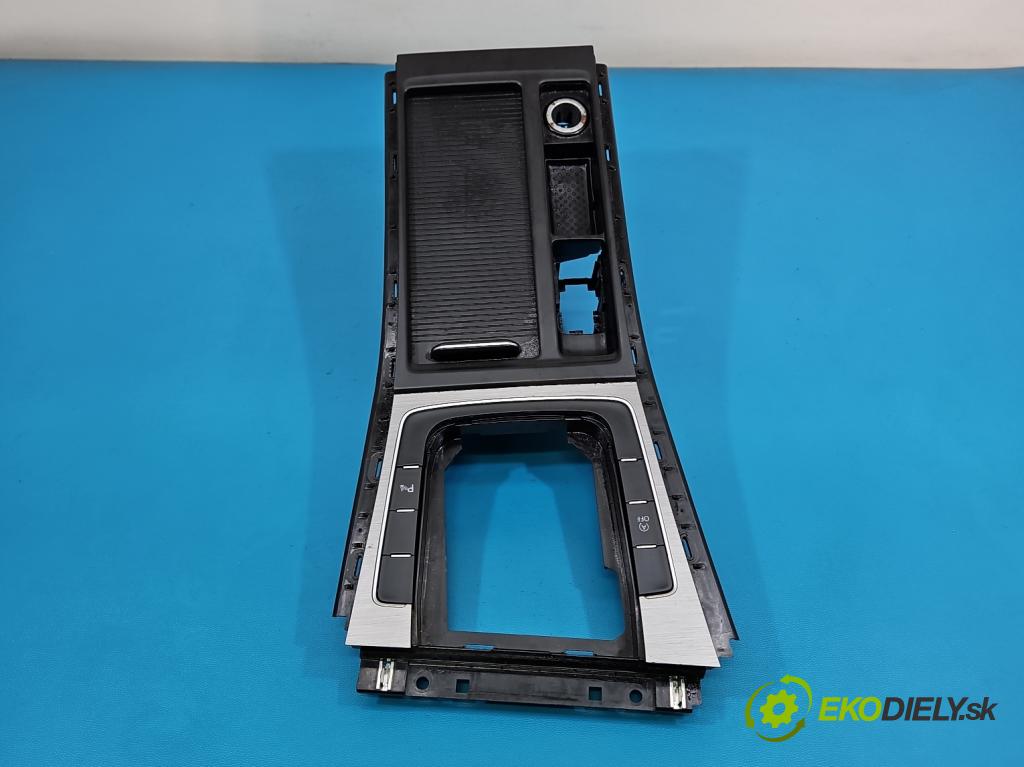 Vw Golf VII 2012-2020 1.6 tdi 105 hp manual 77 kW 1598 cm3 5- kryt plastová 5G0862531