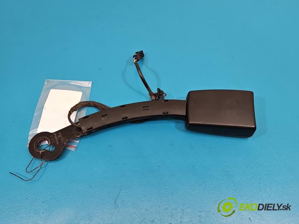 Vw Golf VII 2012-2020 1.6 tdi 105 hp manual 77 kW 1598 cm3 5- stěna bezpečnost přední pravý 5G4857756C