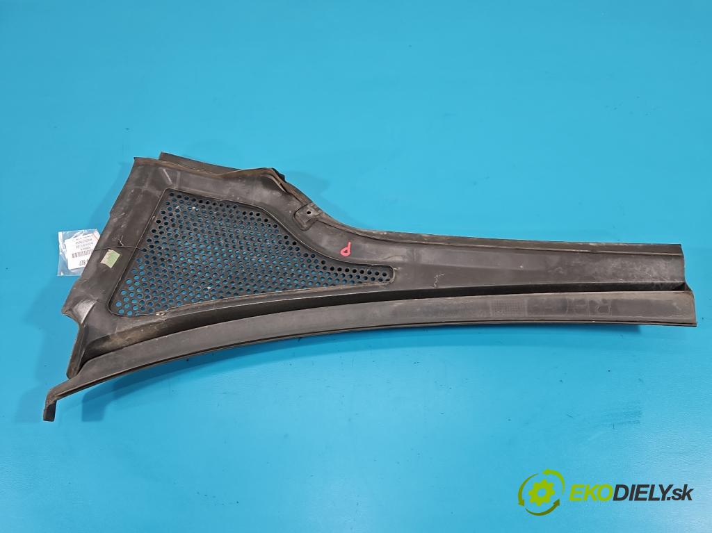 Vw Golf VII 2012-2020 1.6 tdi 105 HP manual 77 kW 1598 cm3 5- torpédo 5C1819404A (Torpédo (plast pod čelným sklom))