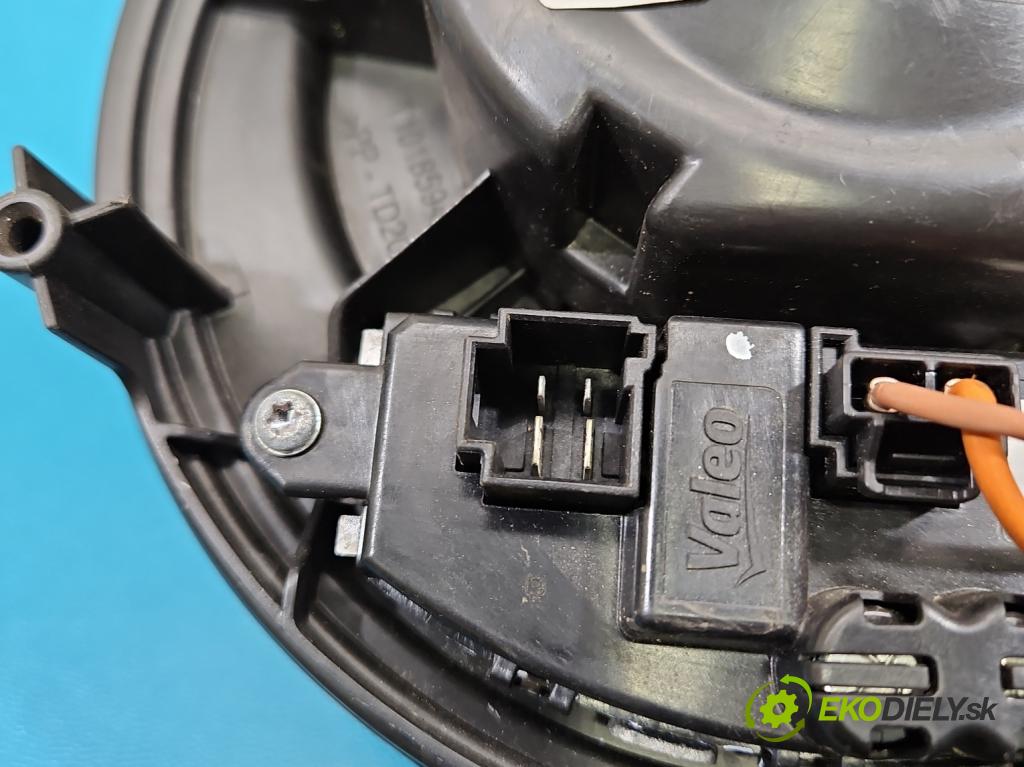 Vw Golf VII 2012-2020 1.6 tdi 105 HP manual 77 kW 1598 cm3 5- ventilátor vzduchu 5Q0907521C