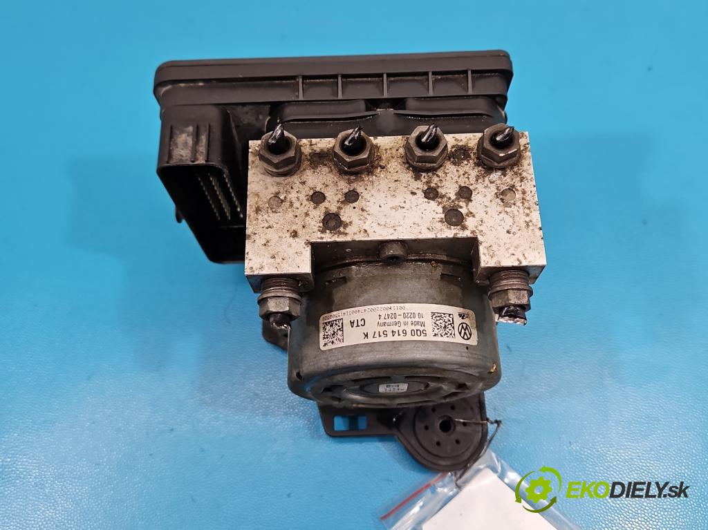 Vw Golf VII 2012-2020 1.6 tdi 105 HP manual 77 kW 1598 cm3 5- čerpadlo abs 5Q0907379L (Pumpa ABS)
