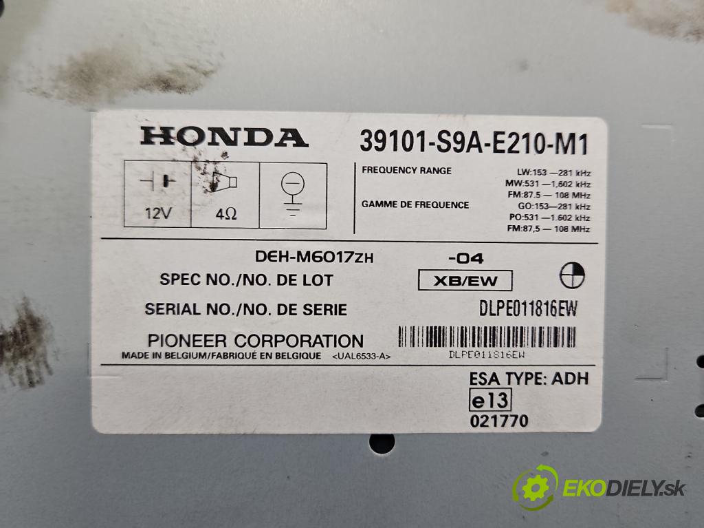 Honda CR-V II 2001-2006 2.2 CTDi: N22A2 140 HP manual 103 kW 2204 cm3 5- Radio originál 39101-S9A-E210-M1