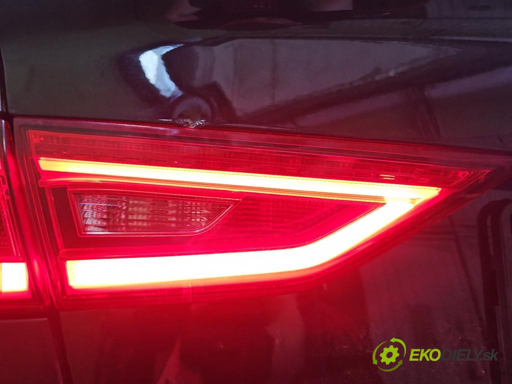 Audi A3 8V 2013-2020 1.8 TFSI 179KM automatic 132 kW 1798 cm3 4- svetlo / reflektor zadné ľavé kufrové dvere 8V5945093C
