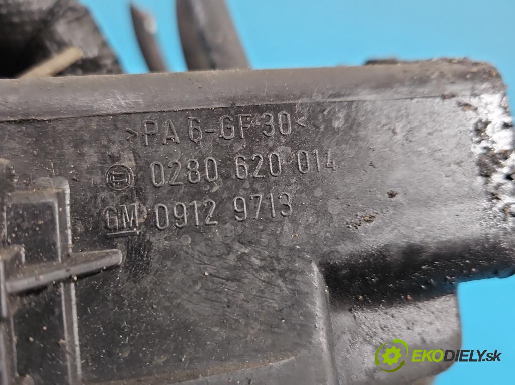 Opel Corsa C 2000-2006 1.0 12V 58 HP manual 43 kW 993 cm3 3- zvod nasávací 09129713 (Sacie potrubie)