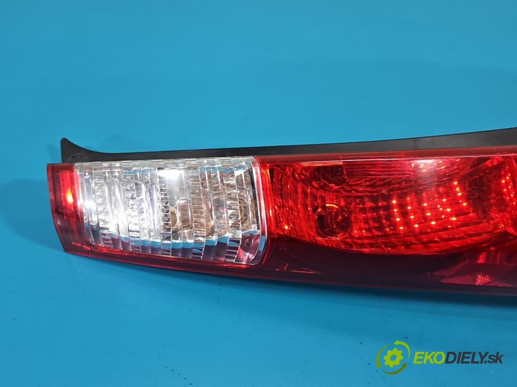 Honda CR-V II 2001-2006 2.2 CTDi: N22A2 140 hp manual 103 kW 2204 cm3 5- světlo zadní levé blatník: 33550-SCA-G110-M