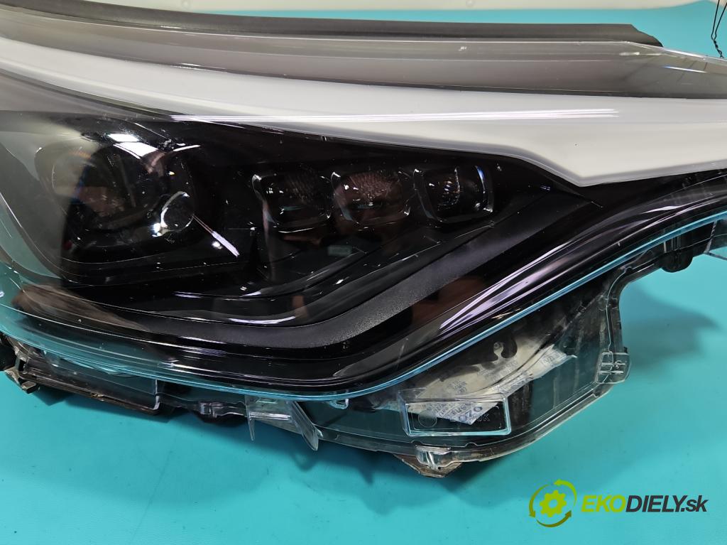 Toyota C-HR I 2016-2023 2.0 16V 152KM automatic 112 kW 1987 cm3 5- světlo pravý 81130-YP282-00 (Pravé přední světlo)