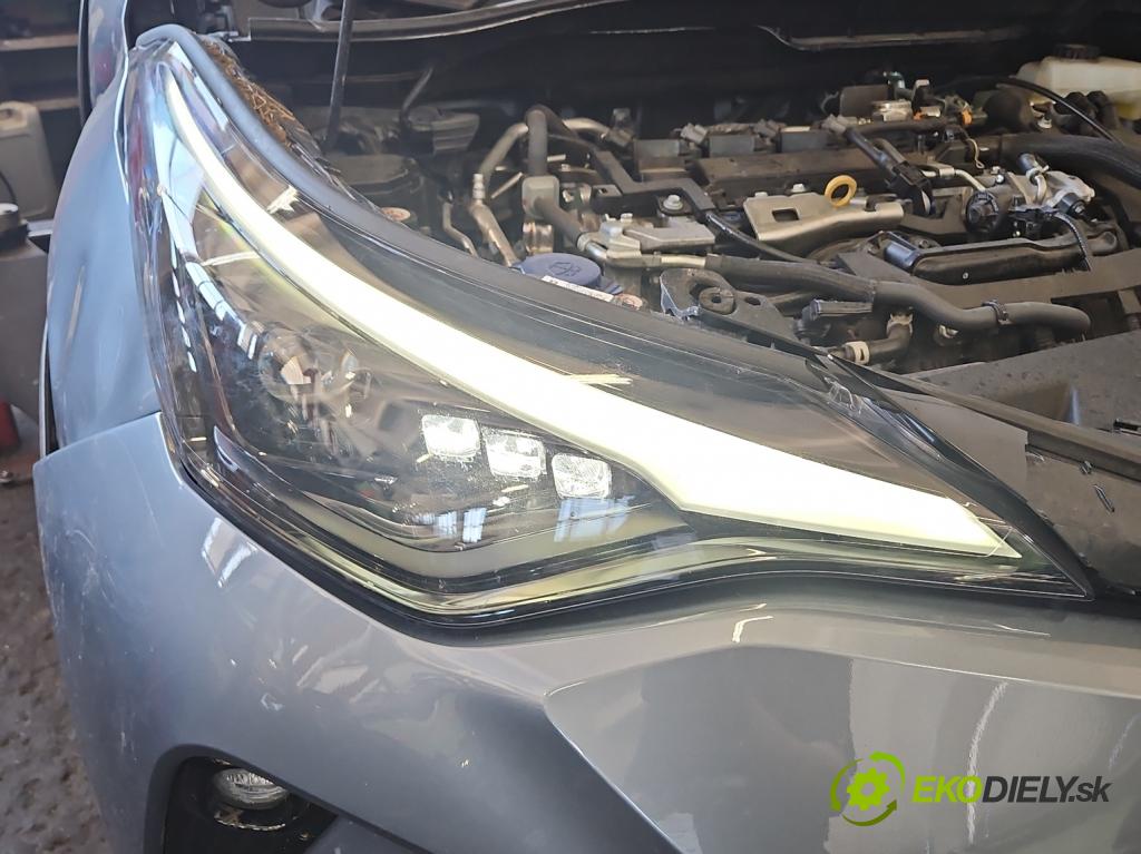 Toyota C-HR I 2016-2023 2.0 16V 152KM automatic 112 kW 1987 cm3 5- světlo pravý 81130-YP282-00 (Pravé přední světlo)