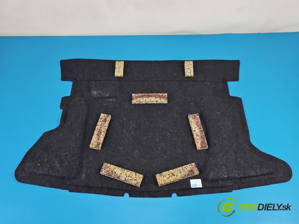 Toyota Auris I 2006-2013 1.3 16V 99 HP manual 73 kW 1329 cm3 5- koberec do auta kufra: 58570-02070