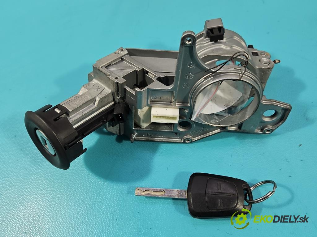 Opel Zafira B 2005-2014 1.9 cdti 120 HP manual 88 kW 1910 cm3 5- Spínačka  (Spínacia skrinka)