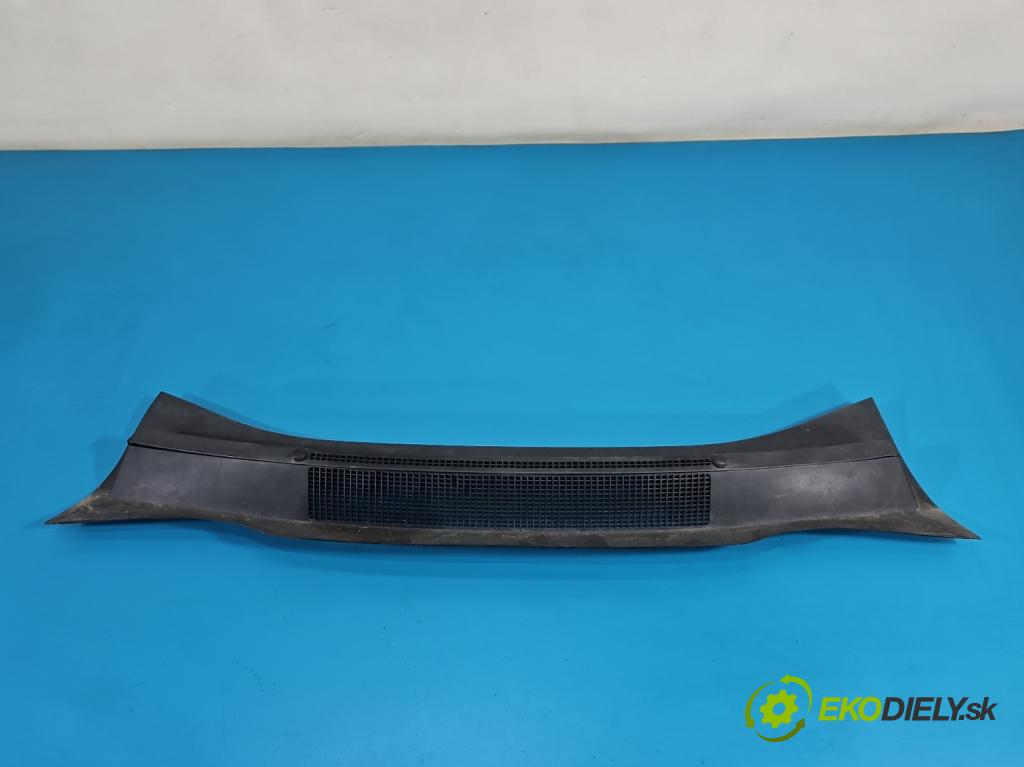 Opel Zafira B 2005-2014 1.9 cdti 120 HP manual 88 kW 1910 cm3 5- torpédo 13142034 (Torpédo (plast pod čelným sklom))