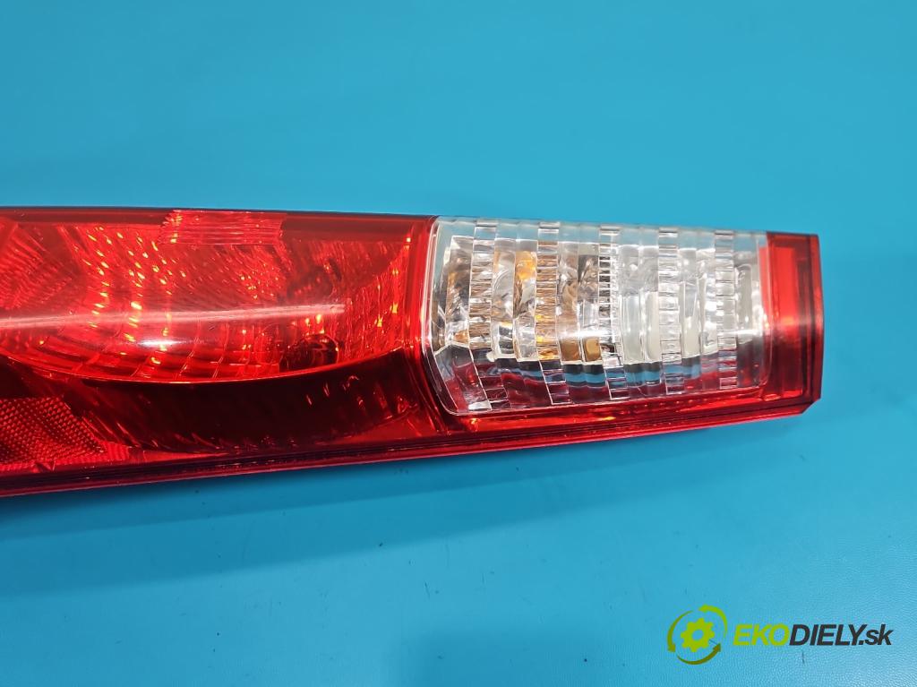 Honda CR-V II 2001-2006 2.2 CTDi: N22A2 140 HP manual 103 kW 2204 cm3 5- svetlo / reflektor zadné pravé 33500-SCA-G110-M (Kľučka dverí ostatné)