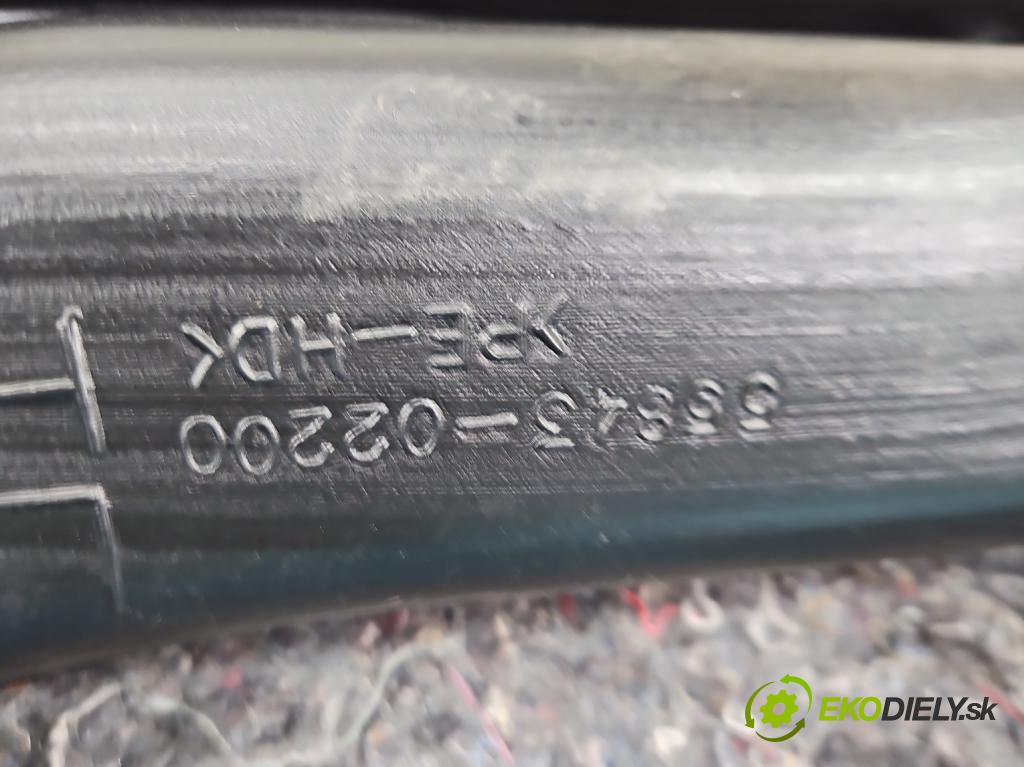 Toyota Auris I 2006-2013 1.3 16V 99 HP manual 73 kW 1329 cm3 5- kokpit,pristrojová doska rozdeľovacia
