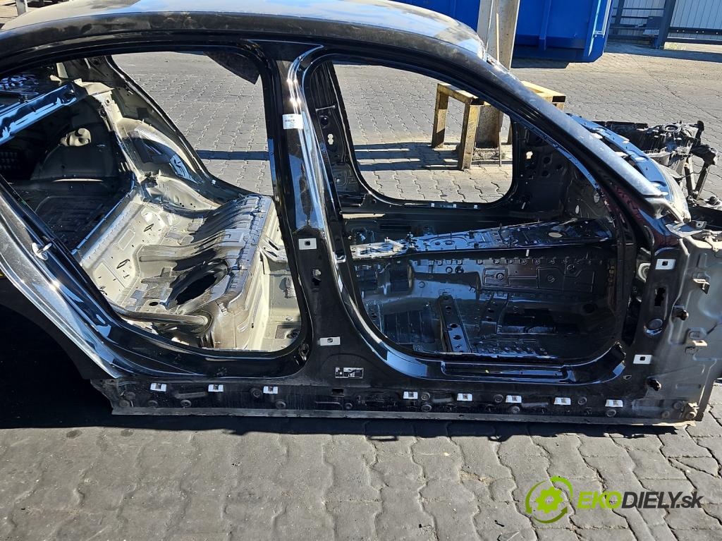 Bmw 3 G20 2018- 2.0 T 156 HP automatic 115 kW 1998 cm3 4- Práh: pravý  (Karoséria ostatné)