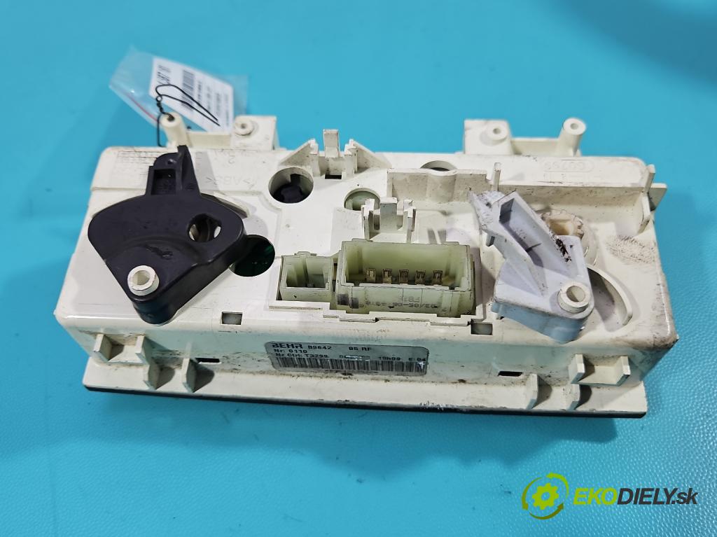 Citroen C4 I 2004-2011 1.4 16V 88 HP manual 65 kW 1360 cm3 5- panel kúrenia B9642