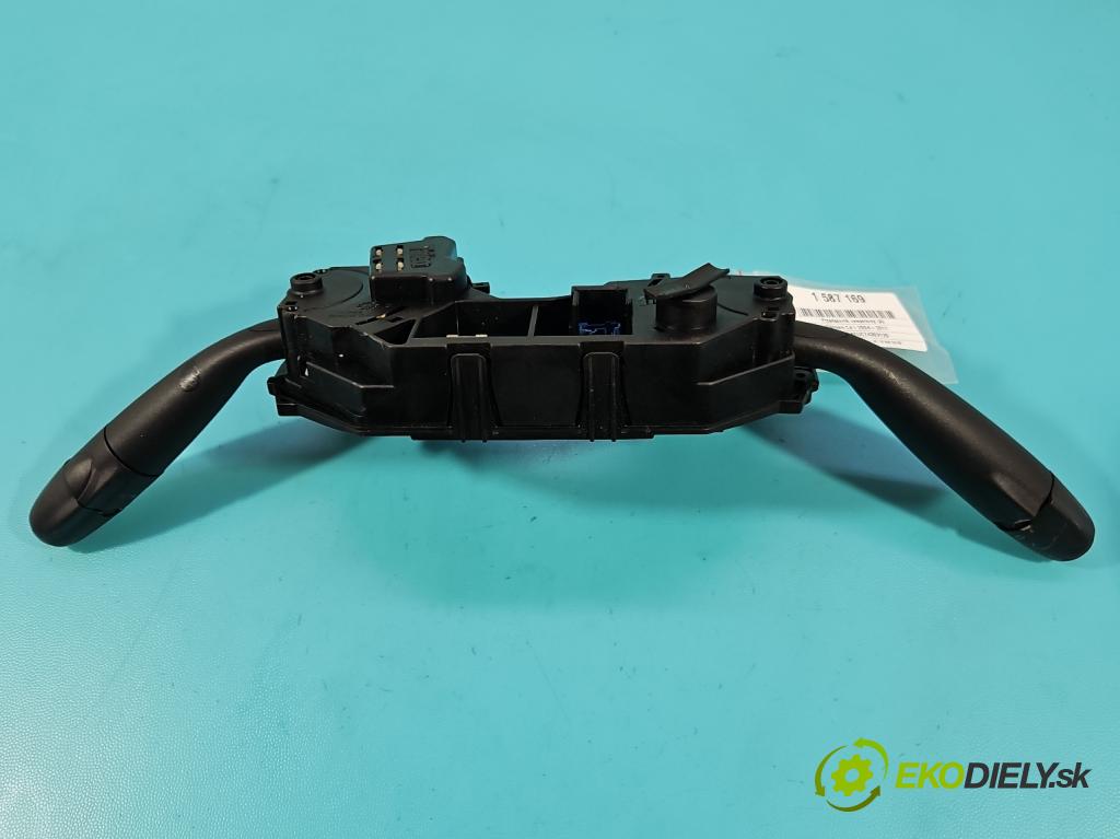 Citroen C4 I 2004-2011 1.4 16V 88 HP manual 65 kW 1360 cm3 5- prepínač komplex: 345657336 (Prepínacie páčky pod volantom)