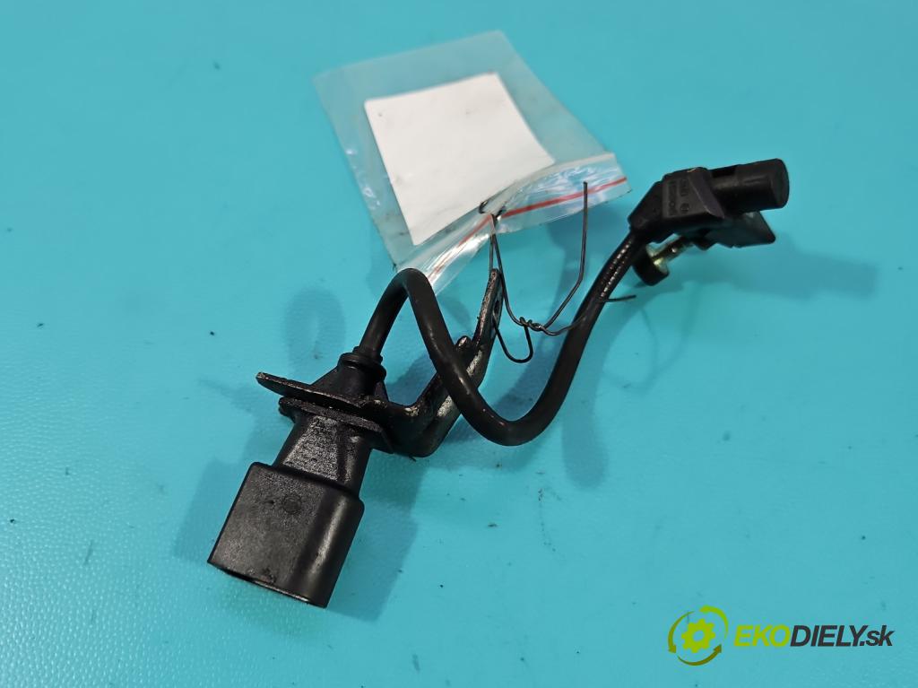 Bmw 3 E90 2005-2013 3.0d 231 HP automatic 170 kW 2993 cm3 5- snímač pozícia: hriadele kľukovej 0281002477 (Snímač polohy kľukového hriadeľa)
