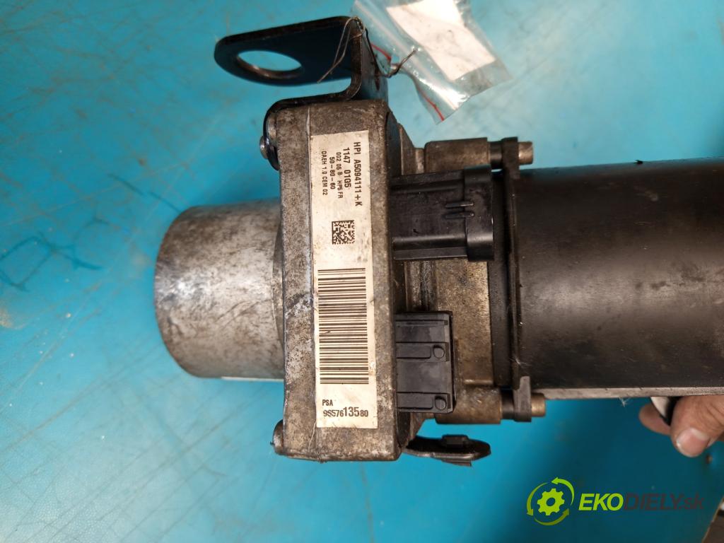 Citroen C4 I 2004-2011 1.4 16V 88 HP manual 65 kW 1360 cm3 5- čerpadlo posilovač 9657613580 (Servočerpadlo)
