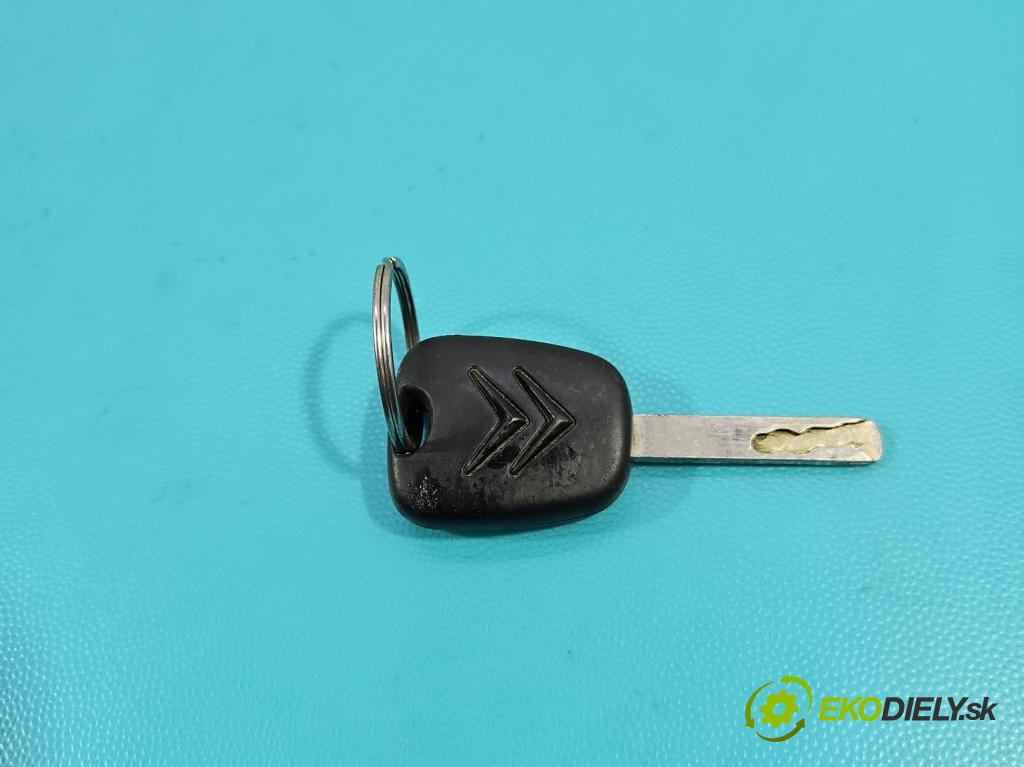Citroen C4 I 2004-2011 1.4 16V 88 HP manual 65 kW 1360 cm3 5- Spínačka  (Spínacia skrinka)