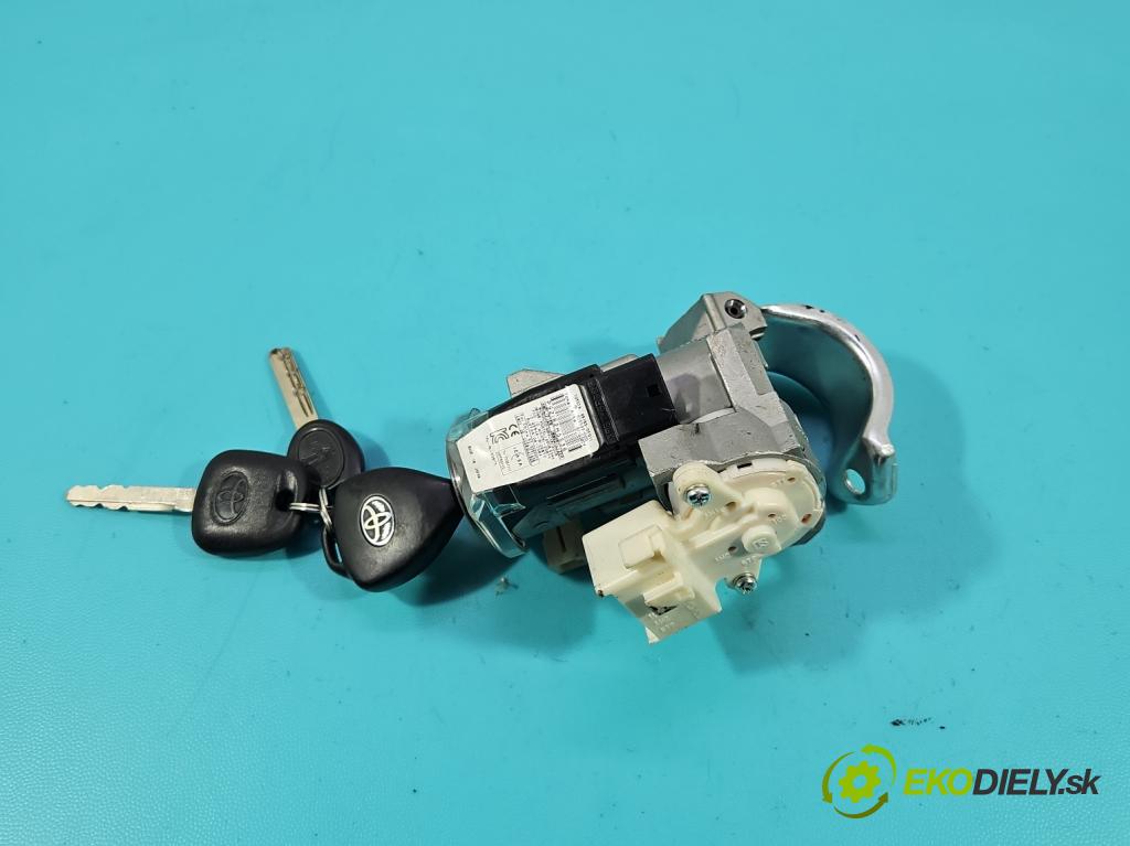 Toyota Auris I 2006-2013 1.3 16V 99 HP manual 73 kW 1329 cm3 5- riadiaca jednotka motora 89661-02W31