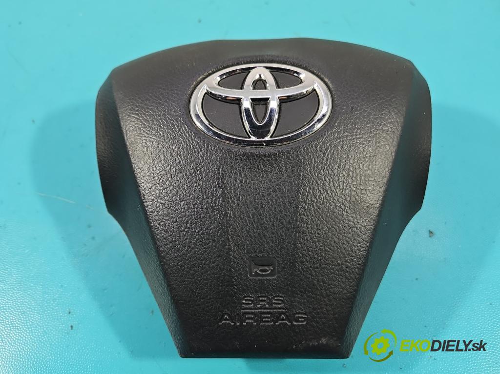 Toyota Auris I 2006-2013 1.3 16V 99 HP manual 73 kW 1329 cm3 5- volant  (Volant)