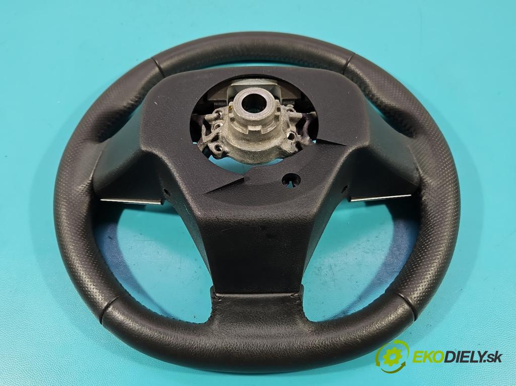 Toyota Auris I 2006-2013 1.3 16V 99 HP manual 73 kW 1329 cm3 5- volant  (Volant)