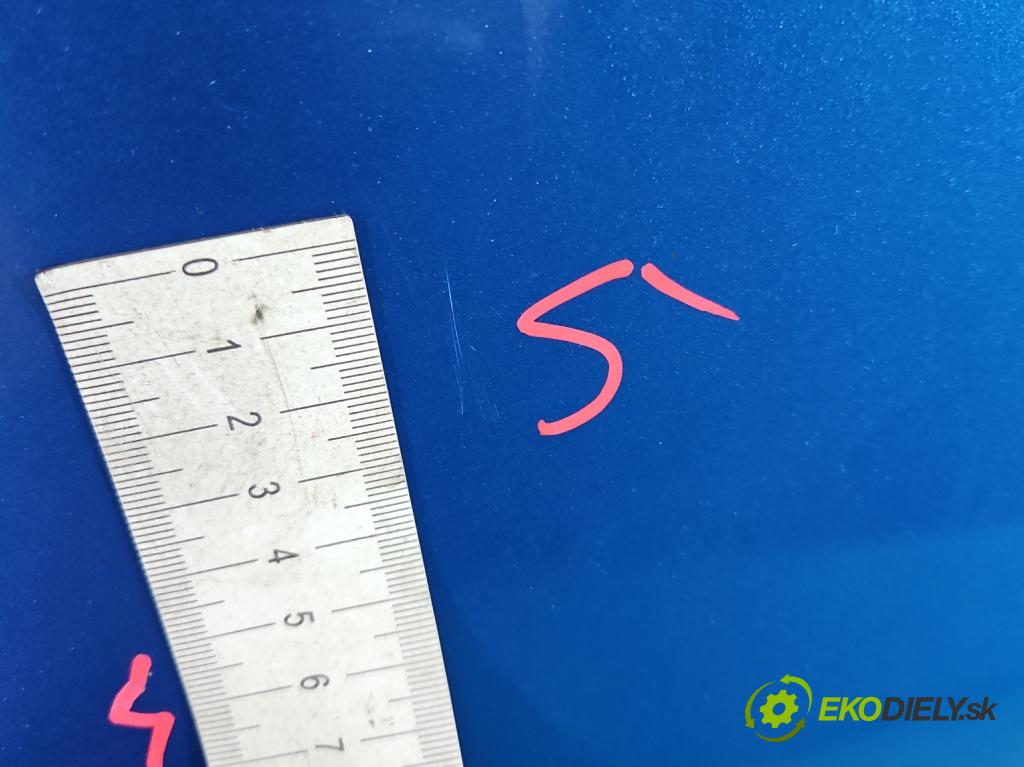 Suzuki Celerio 1.0 12V 68 HP manual 50 kW 998 cm3 5- dvere predné ľavé  (Kľučka dverí ostatné)