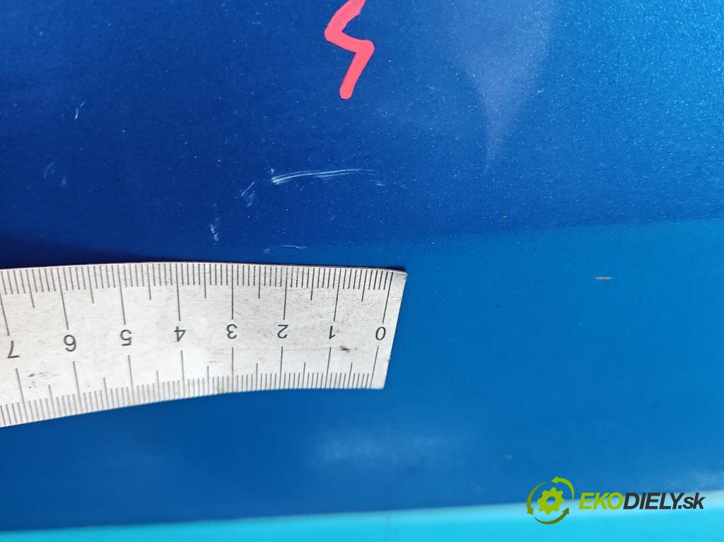 Suzuki Celerio 1.0 12V 68 HP manual 50 kW 998 cm3 5- dvere predné ľavé  (Kľučka dverí ostatné)
