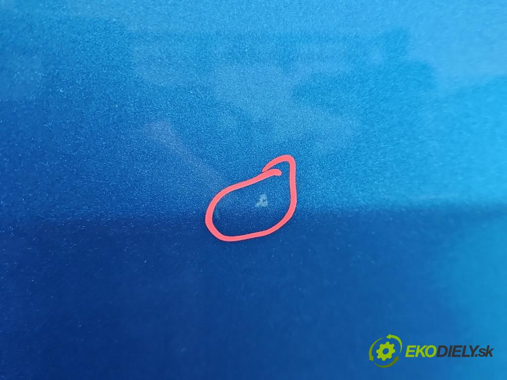 Suzuki Celerio 1.0 12V 68 HP manual 50 kW 998 cm3 5- dvere predné pravé  (Kľučka dverí ostatné)