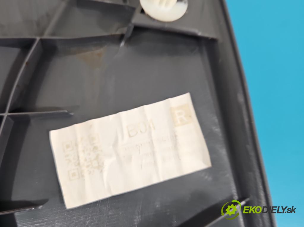 Suzuki Celerio 1.0 12V 68 HP manual 50 kW 998 cm3 5- Čalounictví: dvere predné pravé 83714-76M0R