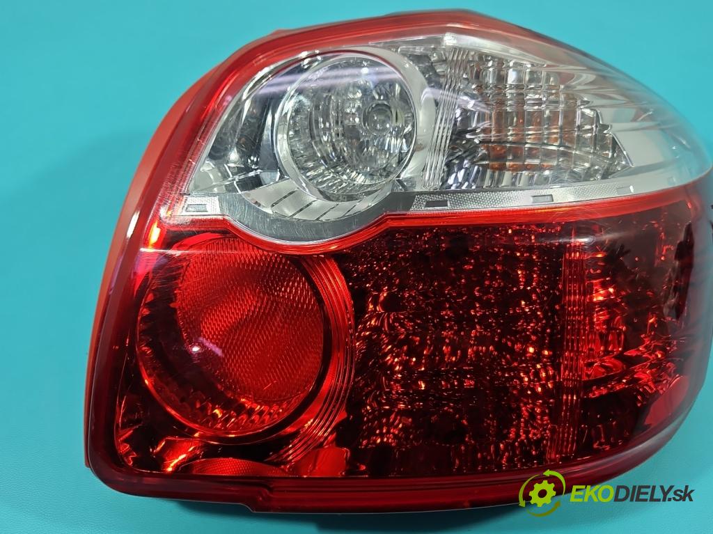 Toyota Auris I 2006-2013 1.3 16V 99 HP manual 73 kW 1329 cm3 5- svetlo / reflektor zadné pravé 81550-02540 (Kľučka dverí ostatné)