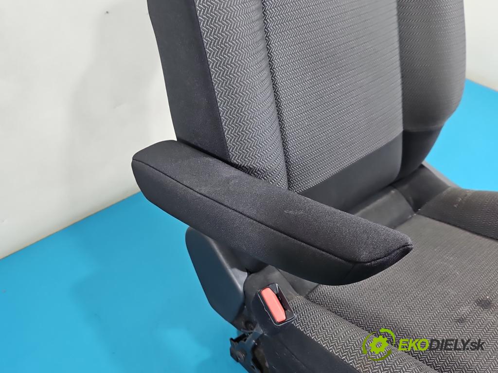 Citroen C3 III 2016-2024 1.2 12V 82 HP manual 60 kW 1199 cm3 5- Sedačka ľavý  (Sedadlo)