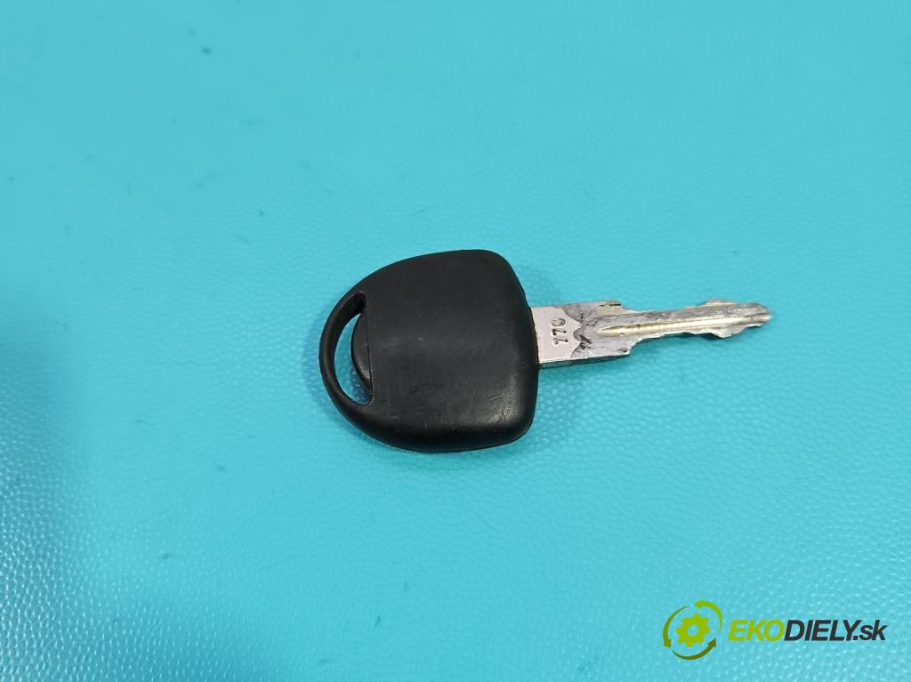 Opel Corsa C 2000-2006 1.0 12V 58 HP manual 43 kW 973 cm3 5- Spínačka  (Spínacia skrinka)